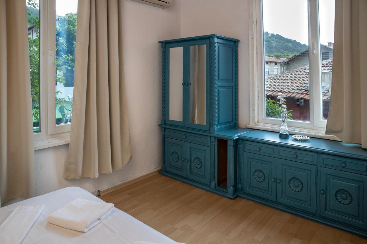 Guest House Ena Velingrado Exterior foto