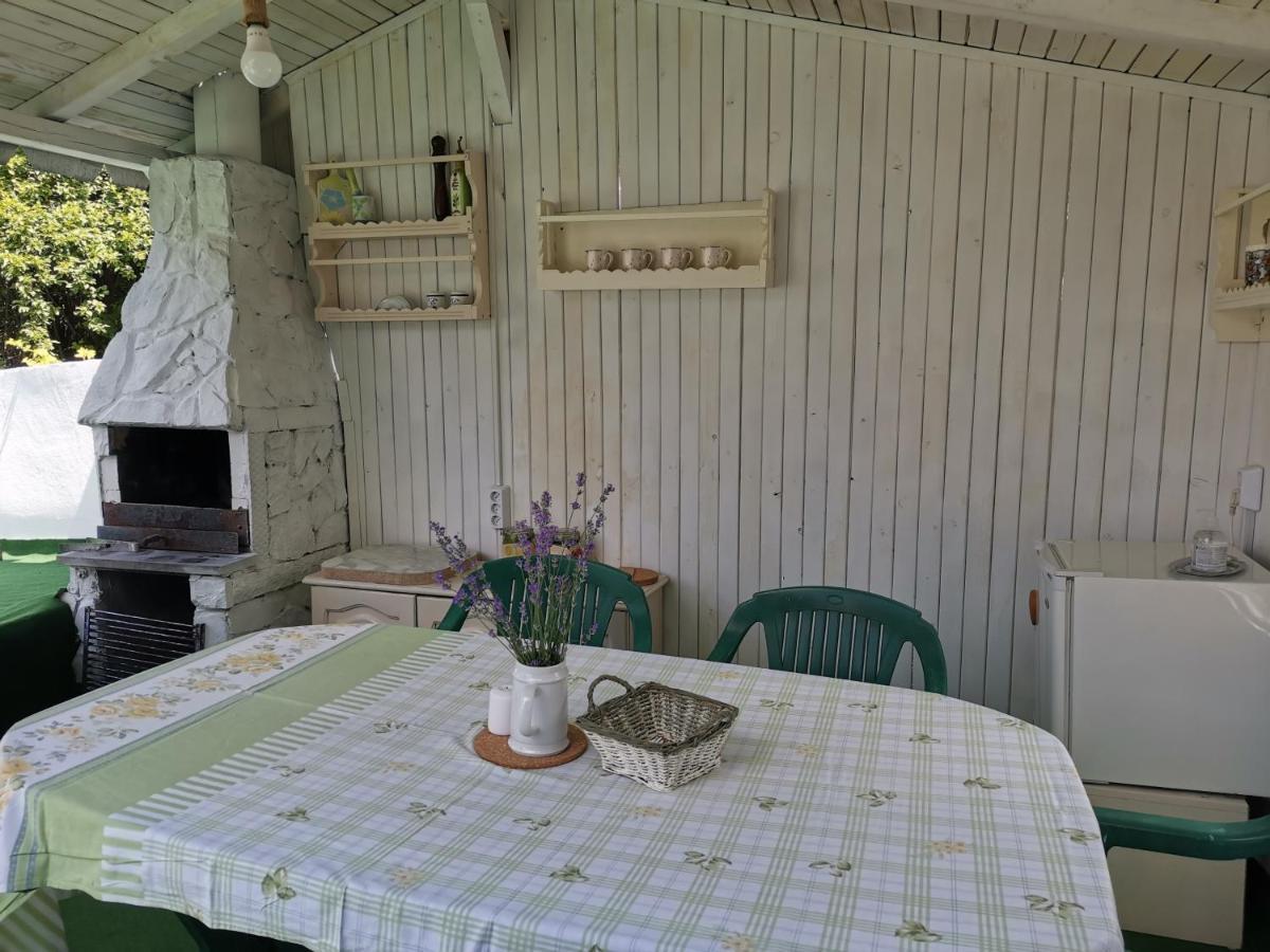 Guest House Ena Velingrado Exterior foto