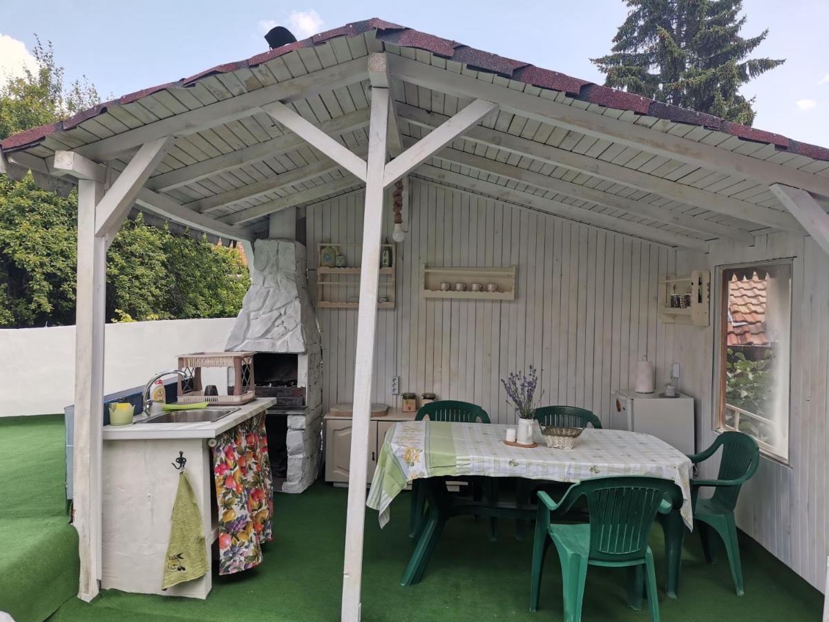 Guest House Ena Velingrado Exterior foto