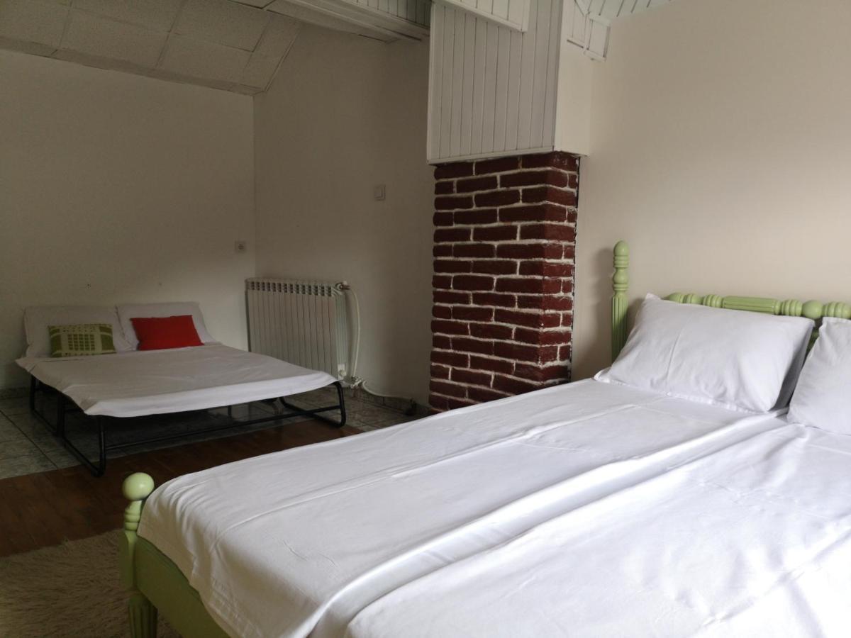 Guest House Ena Velingrado Exterior foto